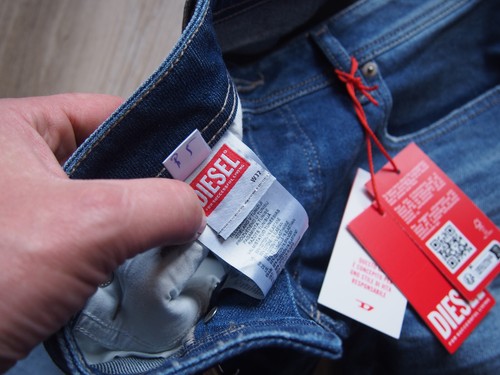 DIESEL ZATINY- X (R84DD) SLIM STRETCH BOOTCUT JEANS W32 L32 NEUWARE - Picture 5 of 11