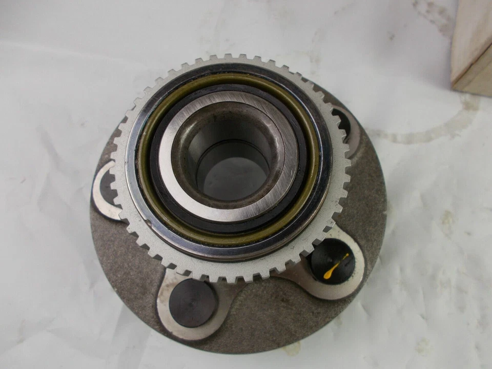 Wheel Bearing and Hub Assembly Rear Carquest For;  PT Cruiser Foto 4 de 4