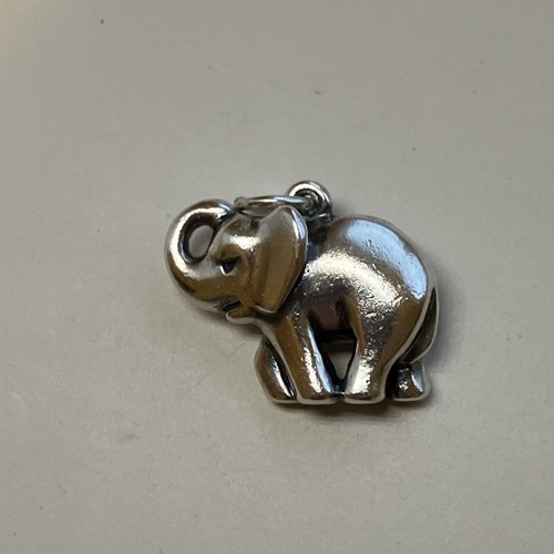 James Avery Retired Elephant Charm 925SS HALLMARKED 5… Gem