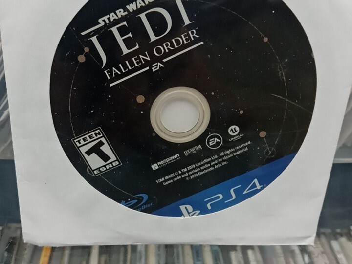 家庭用ゲームソフト Star Wars: JEDI Fallen Order - Deluxe Edition (PS4) - Imported Item. Amazon.com: Star Wars Jedi: Fallen Order Deluxe Edition