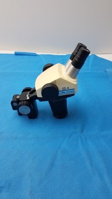 Bausch & Lomb StereoZoom 4 Binocular Microscope 0.7x 3x w/ 10x Eyepieces