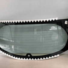 Lunette arrière Peugeot 208