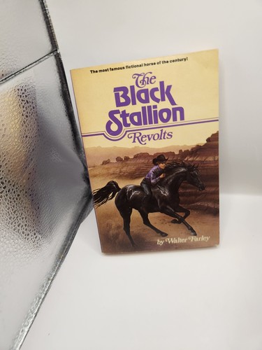 15 Vntage Black Stallion Paperbacks - Picture 19 of 19