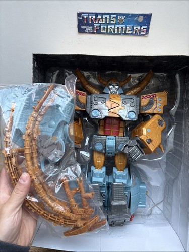 Transformers Hasbro 2016 Unicron 30th Anniversary Platinum Edition Complete - Picture 3 of 13
