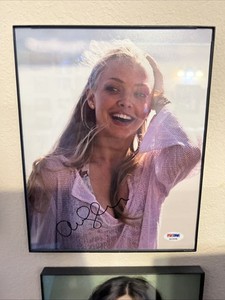 Amanda Seyfried Autograph | eBay