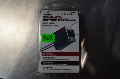 #ad Husky Towing 30462 LED Break Away Switch NEW $15.00