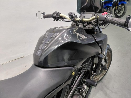 Honda CB125R STAFFORD MOTORCYCLES LIMITED - Picture 2 of 24