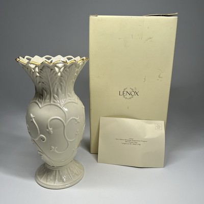 Classic Lenox Budding Vine Ivory Porcelain Vase Original Box 6241624