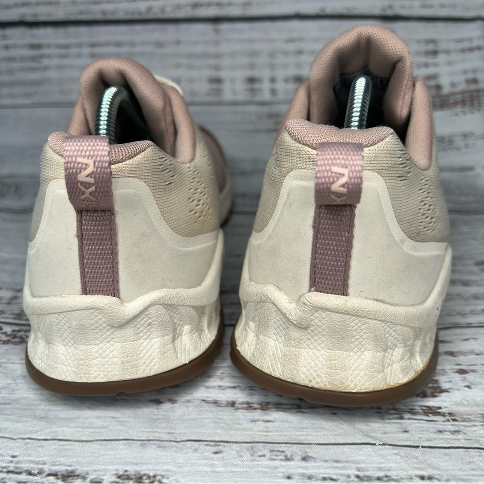 Scarpe da trekking Keen NXIS Speed donna 9 rosa beige sneakers