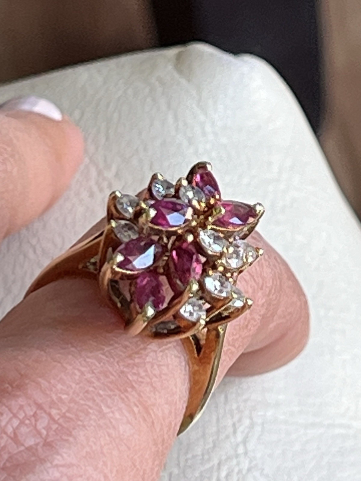 Stunning 14k Solid Gold Deco Ruby & Diamond Ring … - image 18