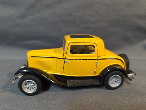 New 5" Kinsmart 1932 Ford 3-Window Coupe Diecast Model Toy Car 1:34 - Yellow - Picture 1 of 9
