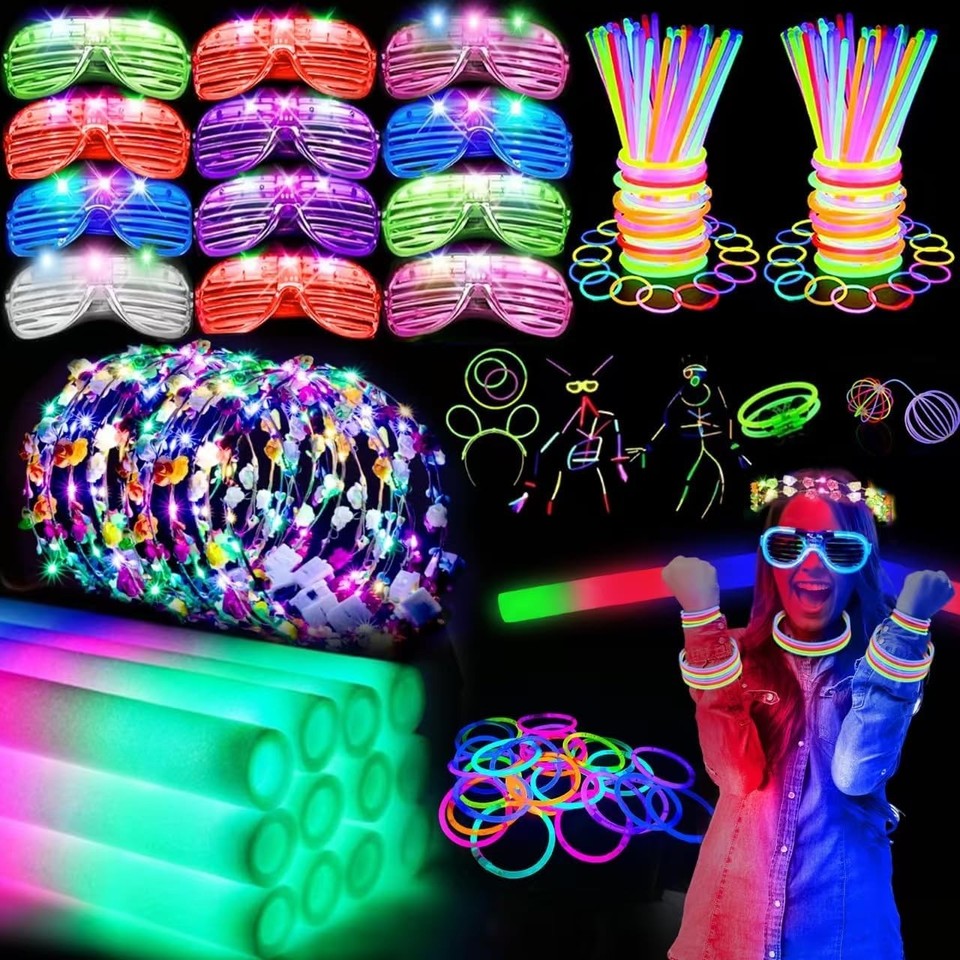 136 PCS LED Light Up Foam Sticks Concert Rally Glow Sticks Party Rave ...