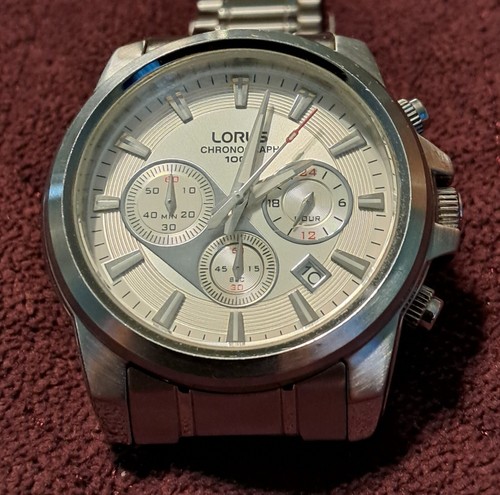 Lorus Chronograph Analog Quartz Men's Watch VD53-X010 with Box and Papers - Picture 2 of 24