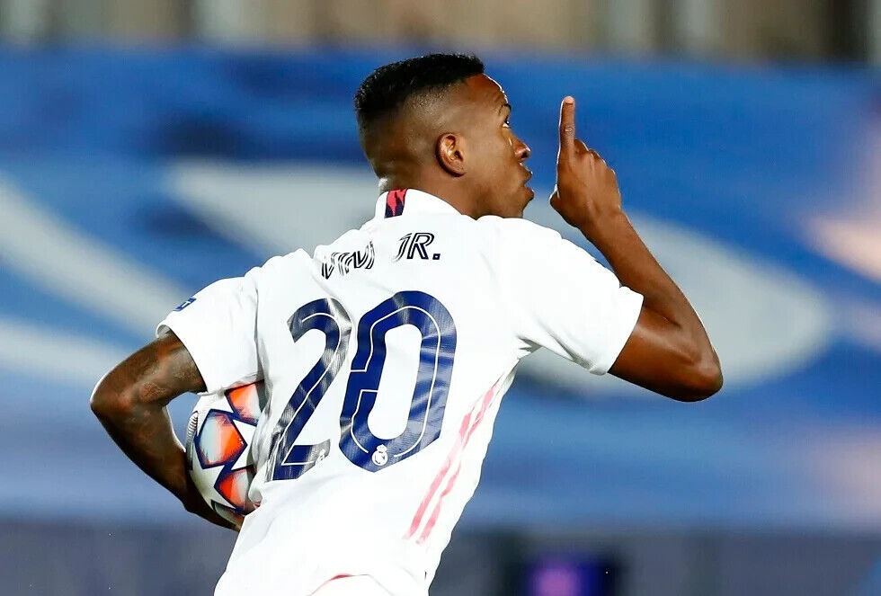 Maillot Real Madrid Domicile 2021/2022 Vinicius Jr #20, Adidas, Taille S, Homme, Très Bon état