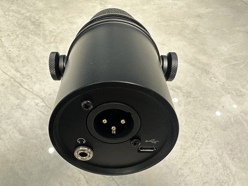 Shure MV7 USB/XLR Podcast Mikrofon – Professioneller Studio-Sound für Streaming1 - Picture 8 of 8