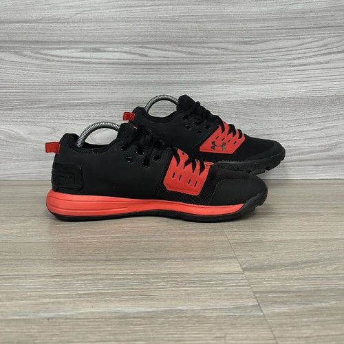 Under Armour Charged Ultimate 3.0 Trainers Size 7.5 Black Red Gym Shoes Training - Picture 3 of 11