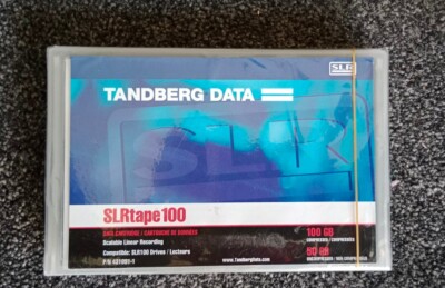 Tandberg Data SLR100 50 GB/100 GB internes Bandlaufwerk Teile-Nr 431891-1