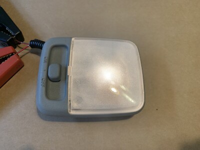 05-23 Nissan Xterra Frontier Dome Light Lamp Overhead Console OEM