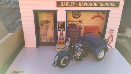 Harley Davidson Collectable Bank Gas Station w/ servi-car diorama used - Picture 5 of 8