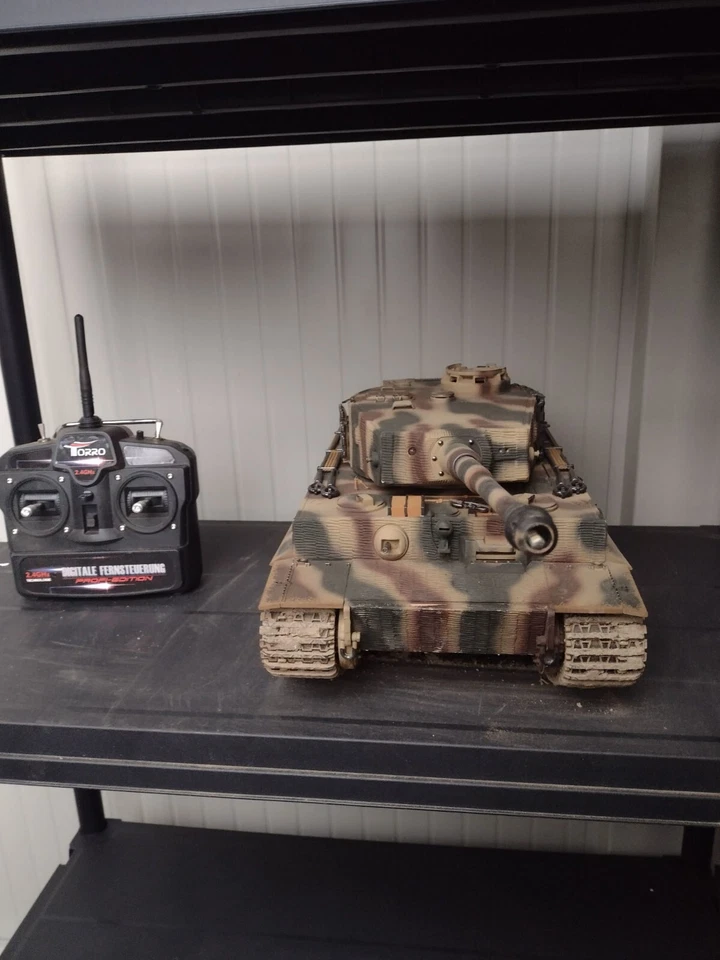 Carro armato RC TORRO 1/16 Tiger IR parti metallo - Immagine 3 di 4