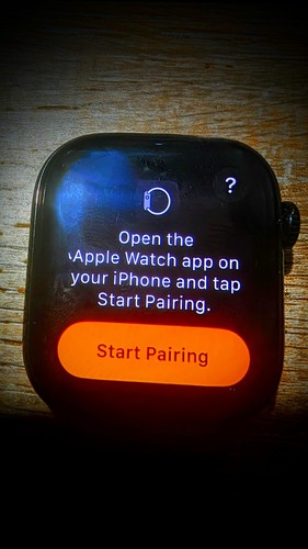 Apple Watch Series 10 42 mm GPS noir de jais - Photo 2 sur 4