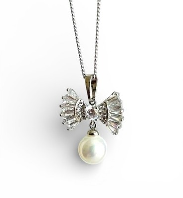 Mallorca Pearl Bow Tie Necklace | Platinum Plated  | Baguette Zirconia