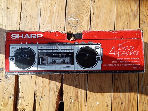 Vintage Sharp GF-7 Portable Boombox AM/FM Radio Cassette Boxed Poste En Boîte - Foto 22 di 23