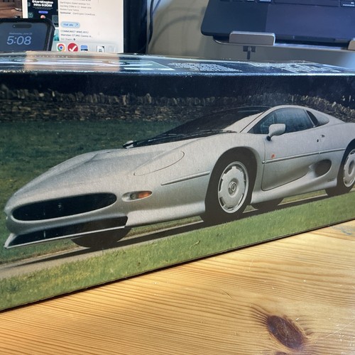 Intex Maisto 1:18 Diecast Car Jaguar XJ220 Special Edition Silver 1992 Mint - Picture 8 of 20