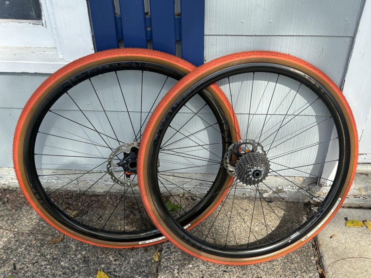 Reynolds Tubeless 700c Wheelset Reynolds Cycling ATR X 700c