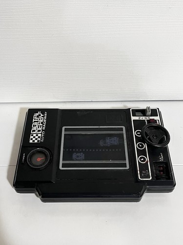 Vintage 1978 TOMY Digital Derby Auto Raceway Game for parts Or Repair Only