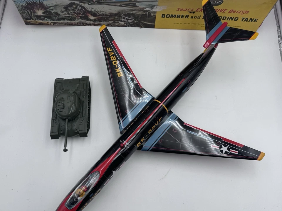 1960-е Япония Sears Эксклюзив Олово Большой BK Бомбардировщик Реактивный Самолет с КОРОБКОЙ - Изображение 3 из 4