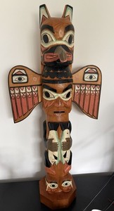 Alaska Black Diamond 26” h Hand Carved Totem Pole Signed Patrick Seale Ketchikan