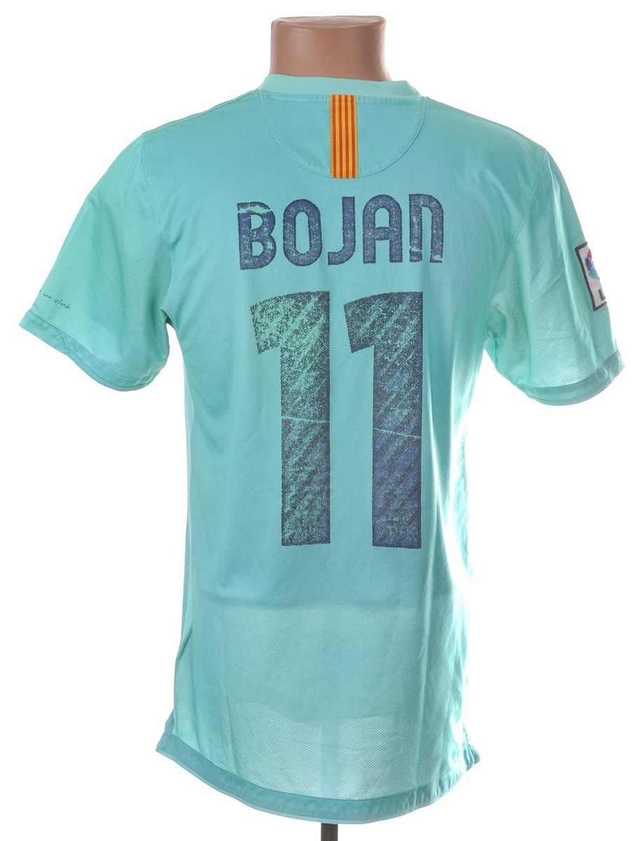 BARCELONA 2010/2011 AWAY FOOTBALL SHIRT JERSEY NIKE SIZE S