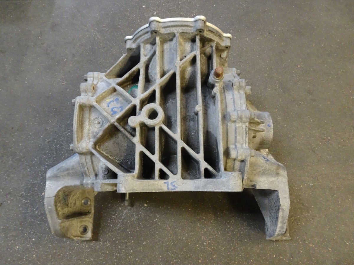 09 13 CORVETTE C6 Rear Axle Differential Carrier 2.73 GM 24242243