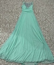 Formal Gown Junior's Size 7/8, adjustable straps B. Darlin, Sea Foam Green Dress