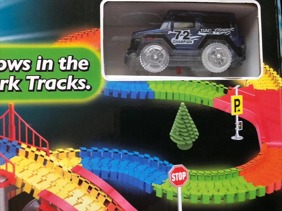 Truck Trax 160 Pieces Glow Track  - Image 2 of 4