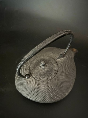 ANCIENNE THEIERE EN FONTE JAPONAISE - Picture 3 of 4
