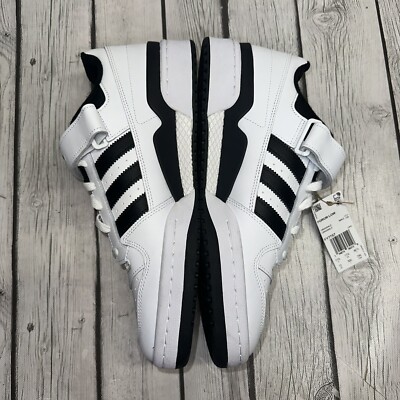 Men's adidas Original's Forum Low Lace-Up Lifestyle Shoes