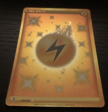 Pokemon TCG LIGHTNING ENERGY 235/203 Evolving Skies NM
