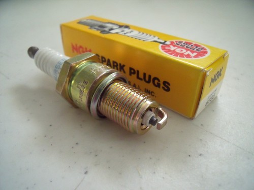 Bujía NGK 6735 BUR5RB-11, BUR5EB11 - Imagen 3 de 3