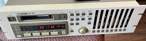 Tascam DA-38 For Parts or Repair fast forward and rewind works - Picture 11 of 12