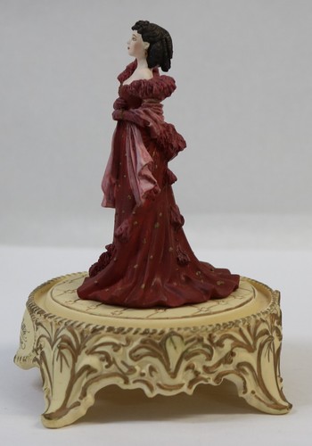 Scarlett’s Shame Gone With The Wind Glass Dome Figure 1993 - Picture 9 of 13