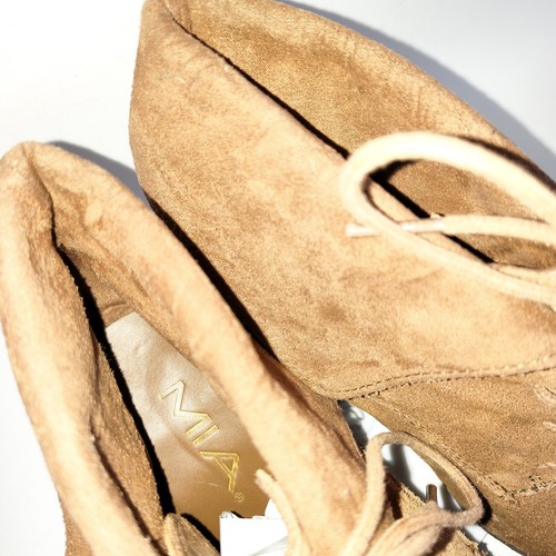 Mia Camel Tan Suede Leather Lace-Up 3" Wedge Ankle Boots Womens Size 8 Academia - Picture 10 of 12