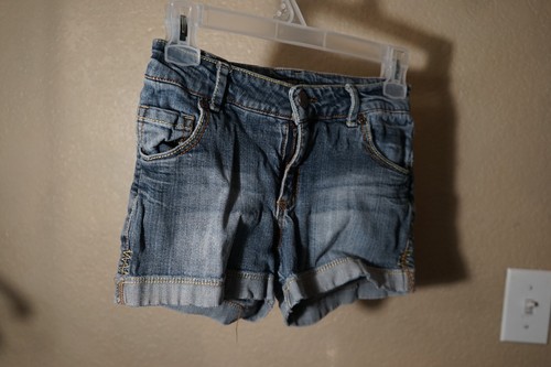 Mossimo Supply Co L 10-12 denim roll cuff shorts for girls - Picture 2 of 4