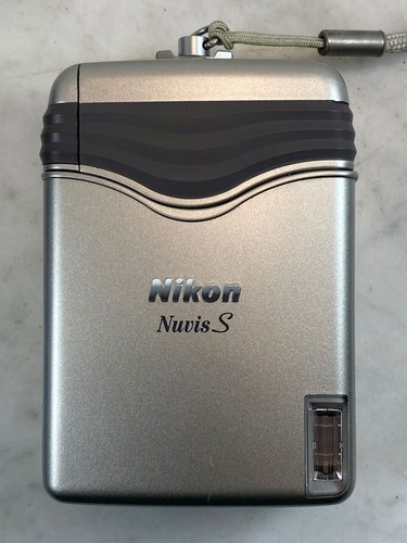 NIKON Nuvis S APS Film Camera. 22.5-66mm Macro Zoom Lens - Picture 2 of 11