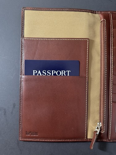 Estuche de viaje Hartmann con bolsillo para pasaporte con cremallera alrededor - Imagen 4 de 13