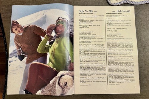 3 Vintage Spinnerin Knitting & Crochet Pattern Booklets - Picture 3 of 9