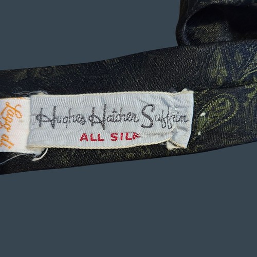 Corbata de cachemira de seda sufirín Hughes Hatcher verde y negra - Imagen 3 de 5