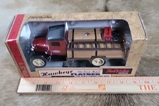 ERTL 1931 Hawkeye-Die Cast Metal Flatbed Truck-True Value-1/34 Scale Bank NEW