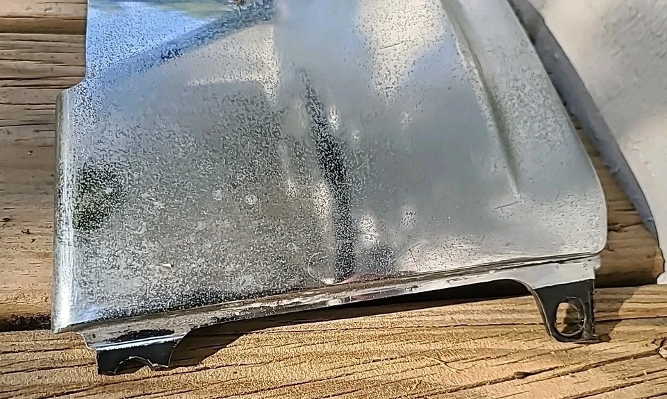 86-87 HONDA SHADOW VT700 ЦЕНТРАЛЬНАЯ крышка СРЕДНЯЯ ВНУТРЕННЯЯ КРЫШКА ПАНЕЛЬ ХРОМИРОВАННАЯ VT700C OEM - Изображение 3 из 4